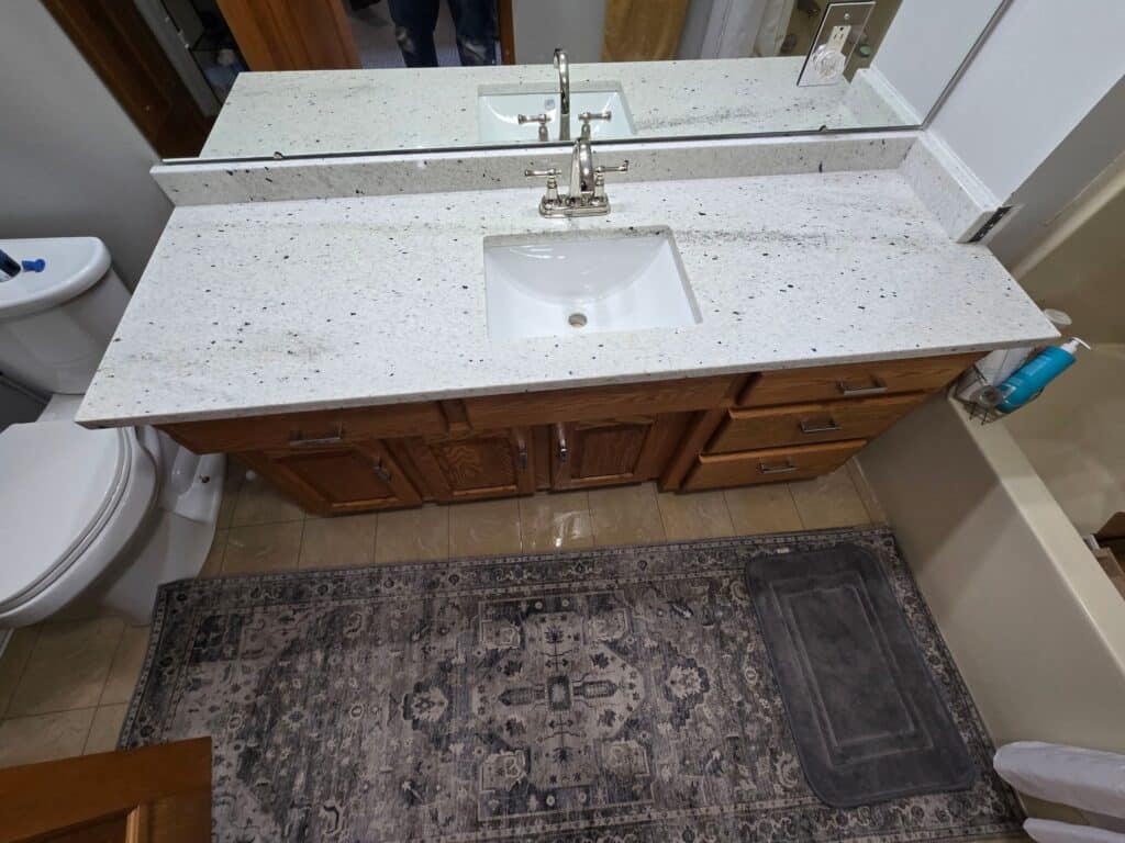 granite-bathroom-countertops-maumee-ohio-TCC