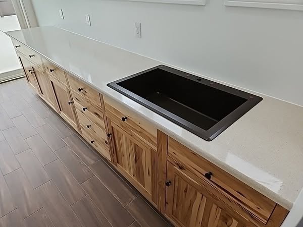 quartz-kitchen-countertops-perrysburg-ohio-TCC