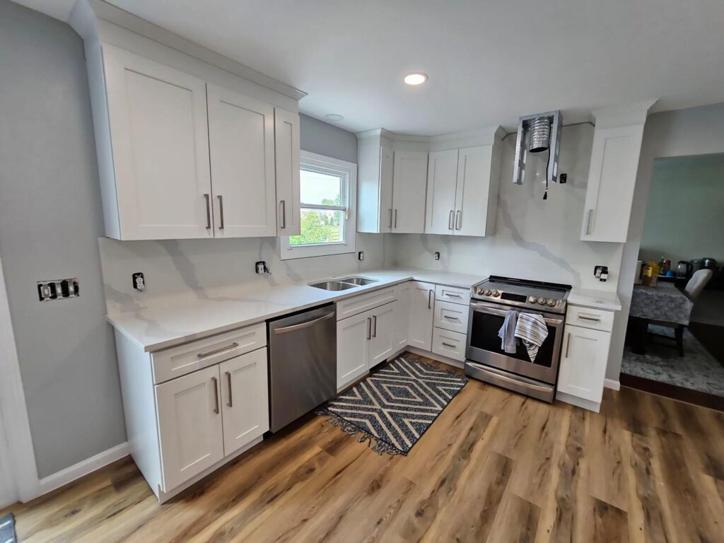 quartz-backsplash-installer-maumee-TCC