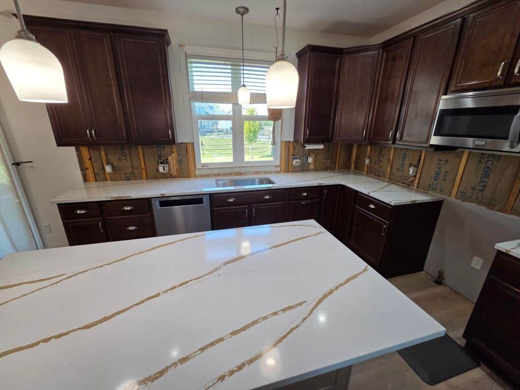 quartz-countertop-installer-rossford-tcc-2